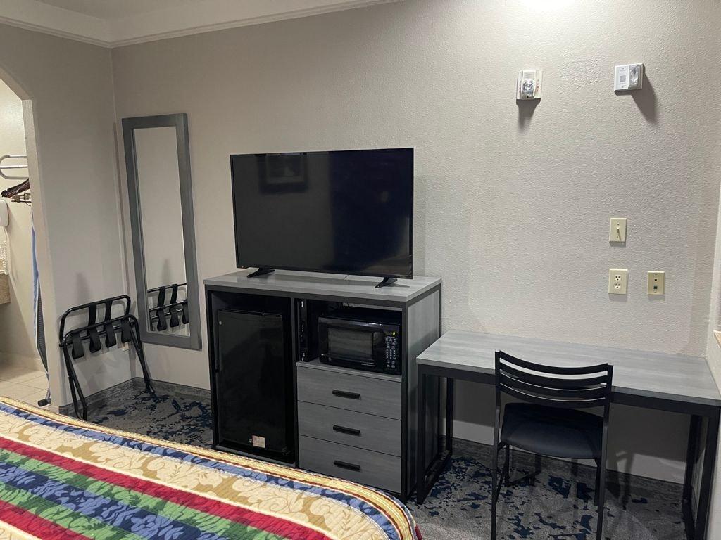 Scottish Inn And Suites Alvin Extérieur photo