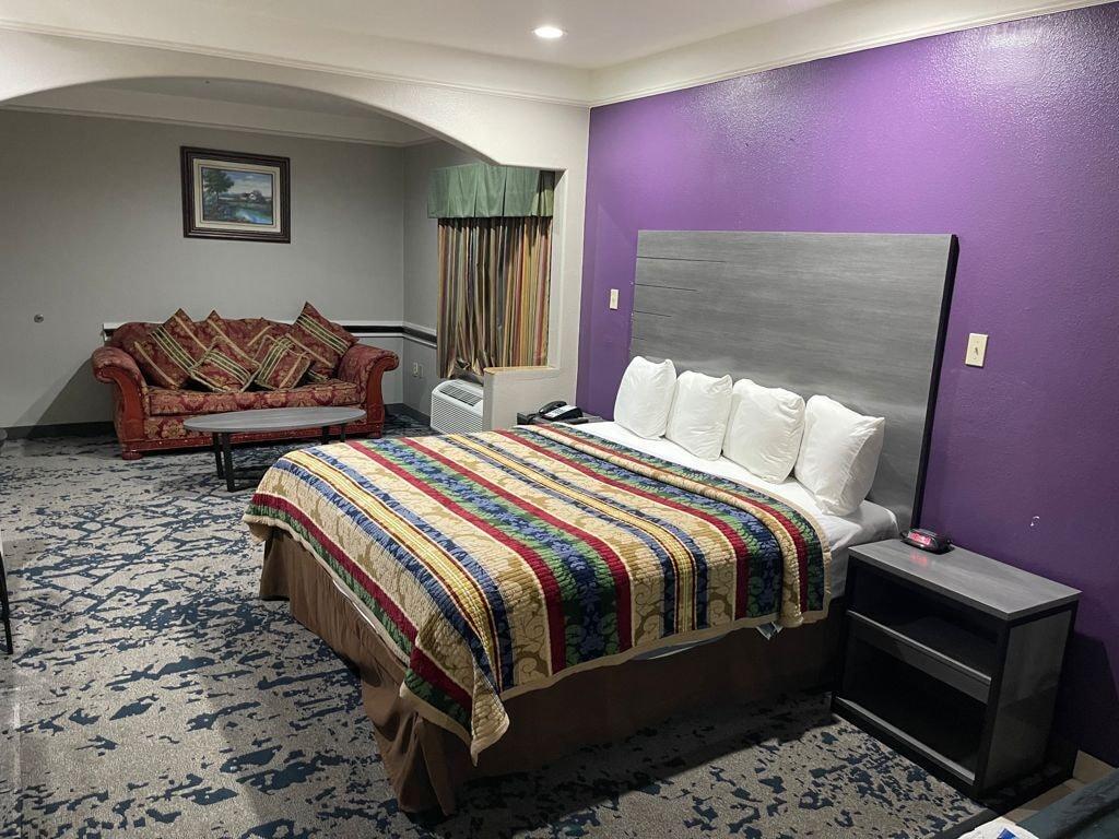 Scottish Inn And Suites Alvin Extérieur photo