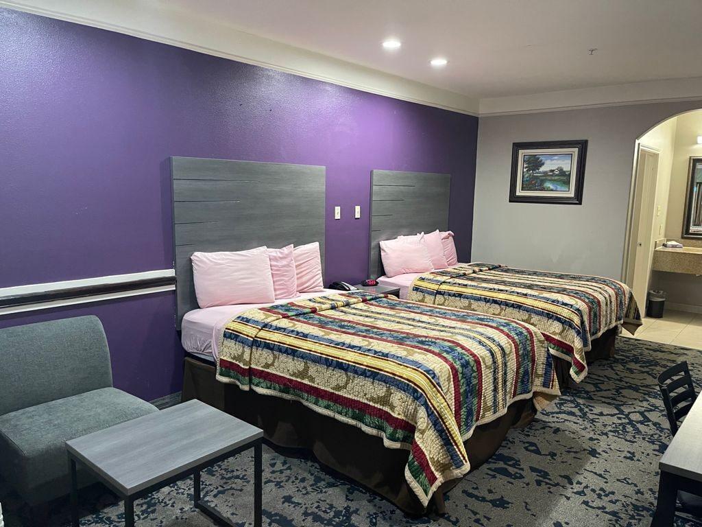Scottish Inn And Suites Alvin Extérieur photo