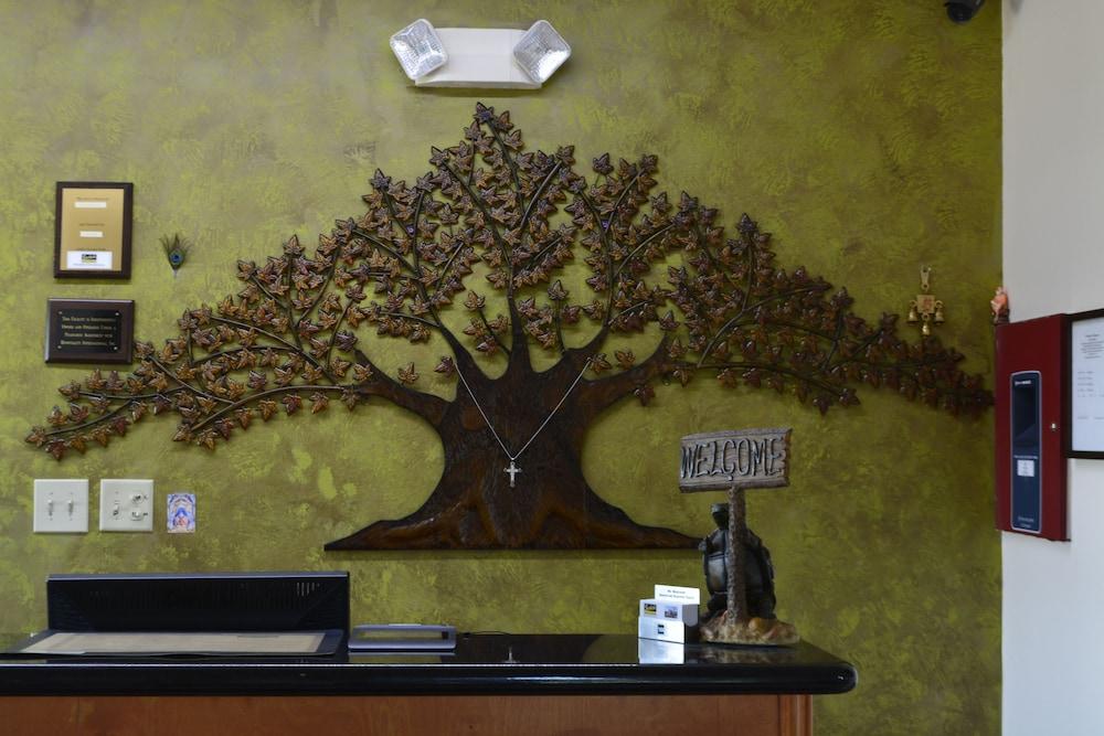 Scottish Inn And Suites Alvin Extérieur photo