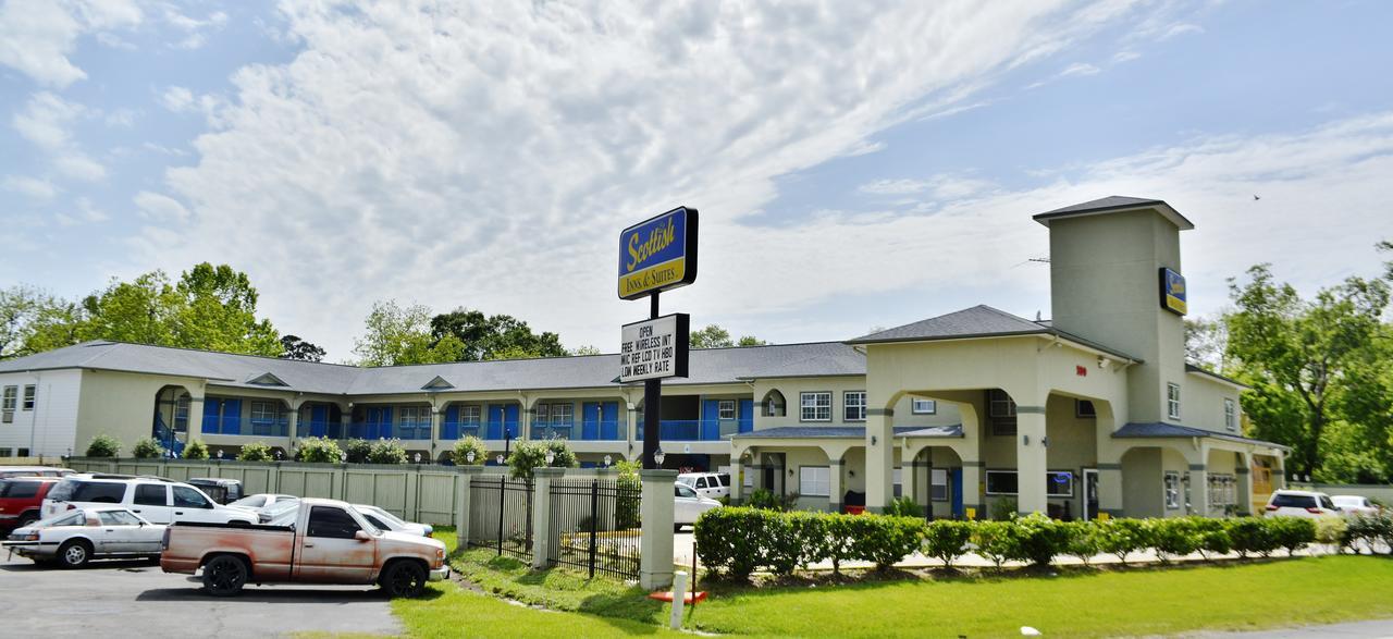 Scottish Inn And Suites Alvin Extérieur photo